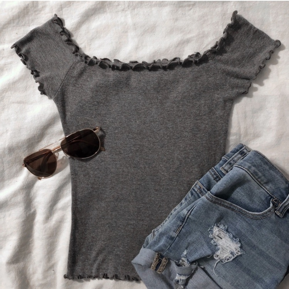 Hollister Fitted Ruffle Off The Shoulder T Shirt